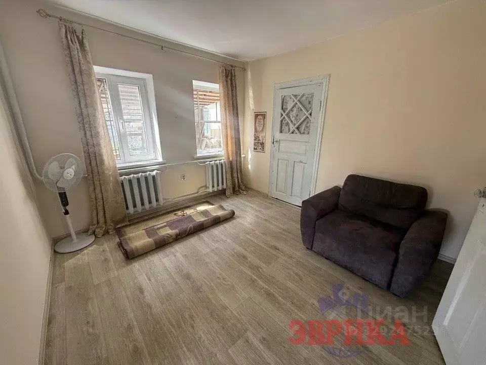 Дом в Краснодарский край, Крымск ул. Добролюбова, 19 (48 м) - Фото 2