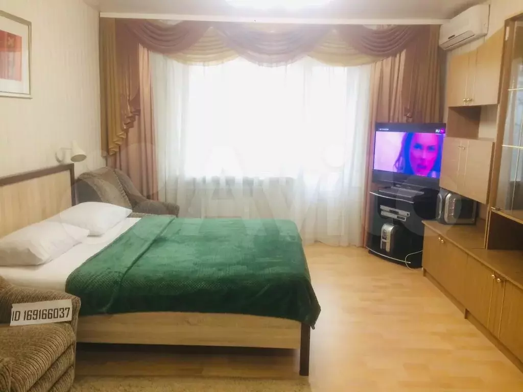 1-к. квартира, 45 м, 2/10 эт. - Фото 0