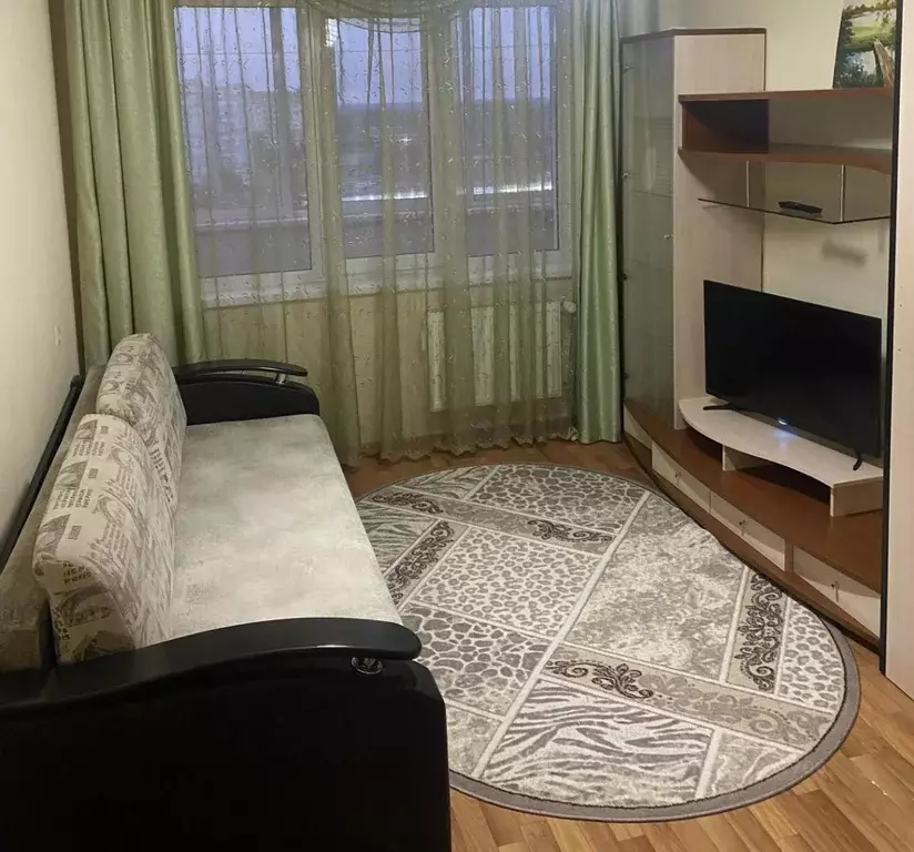 1-к кв. Татарстан, Елабуга 4/5 мкр, ул. Автомобилистов, 4 (42.0 м) - Фото 2