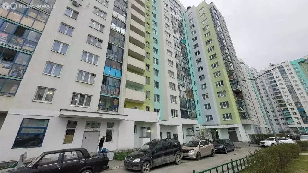 2-комнатная квартира: Екатеринбург, улица Павла Шаманова, 28 (57 м) - Фото 0