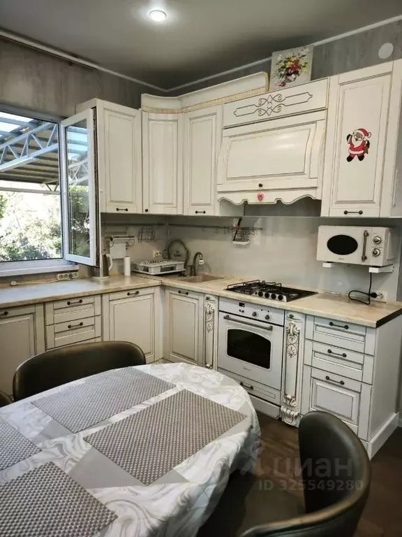 Дом в Краснодарский край, Сочи Кленовая ул., 1 (100 м) - Фото 2