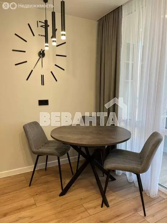 1-комнатная квартира: Тюмень, улица Новосёлов, 109 (37 м) - Фото 1