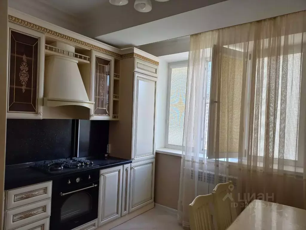 1-к кв. Дагестан, Каспийск ул. Ленина, 59А (46.2 м) - Фото 0