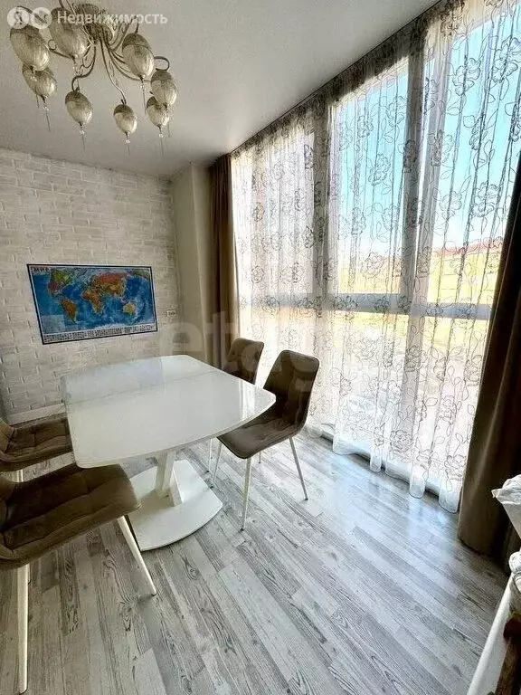 3-комнатная квартира: Абакан, проспект Дружбы Народов, 43А (67 м) - Фото 0
