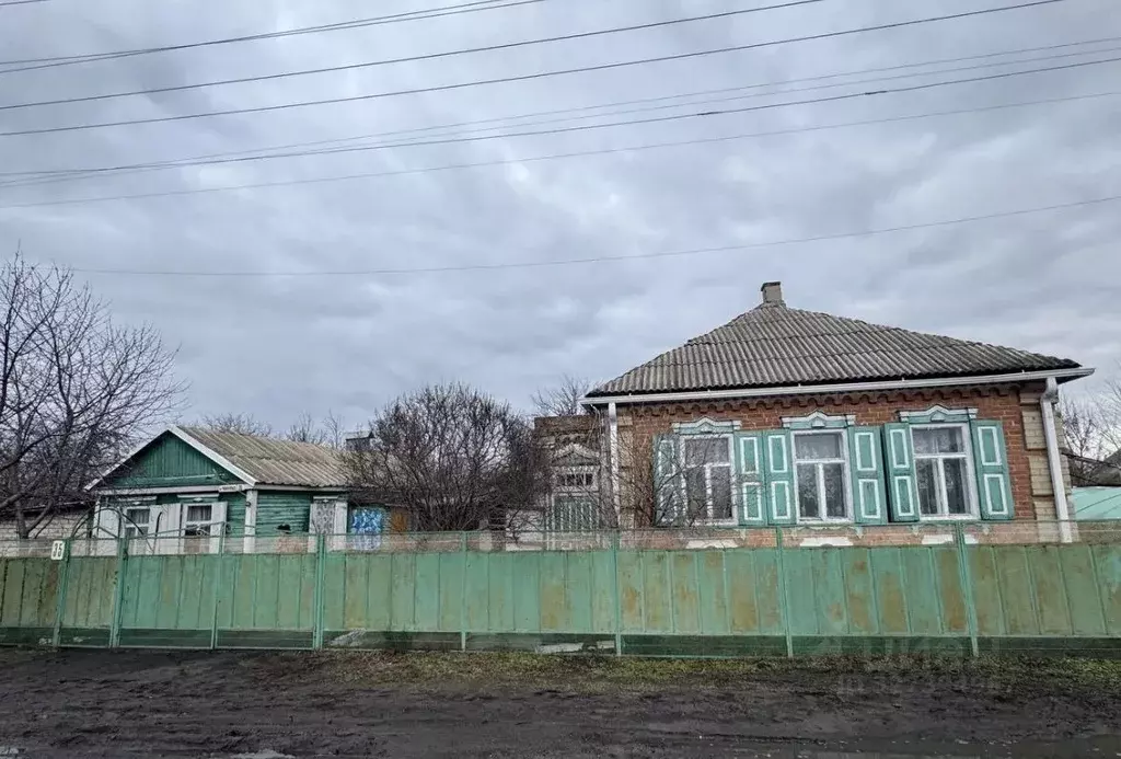 Дом в Ростовская область, Багаевская ст-ца пер. Чкалова (54 м) - Фото 1