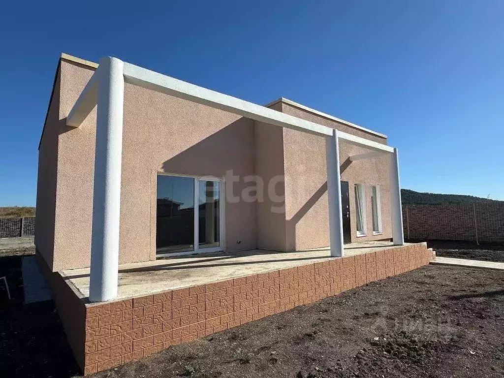 Дом в Крым, Симферопольский район, Трудовское с/пос, с. Строгоновка ... - Фото 2