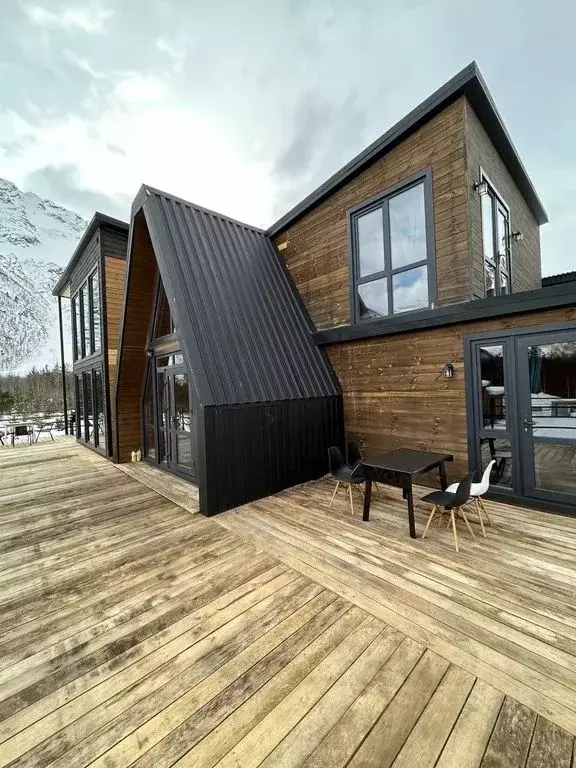 Дом в Кабардино-Балкария, Эльбрусский район, с. Терскол  (120 м) - Фото 1