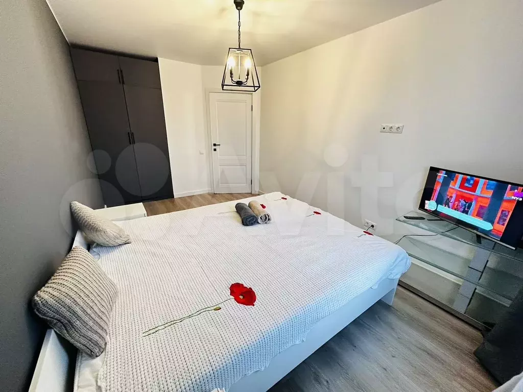 2-к. квартира, 40 м, 8/8 эт. - Фото 0