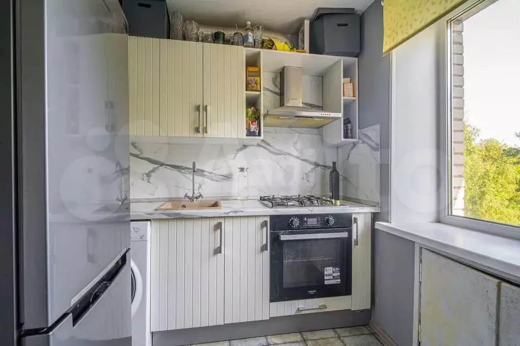 2-к. квартира, 42 м, 5/5 эт. - Фото 1