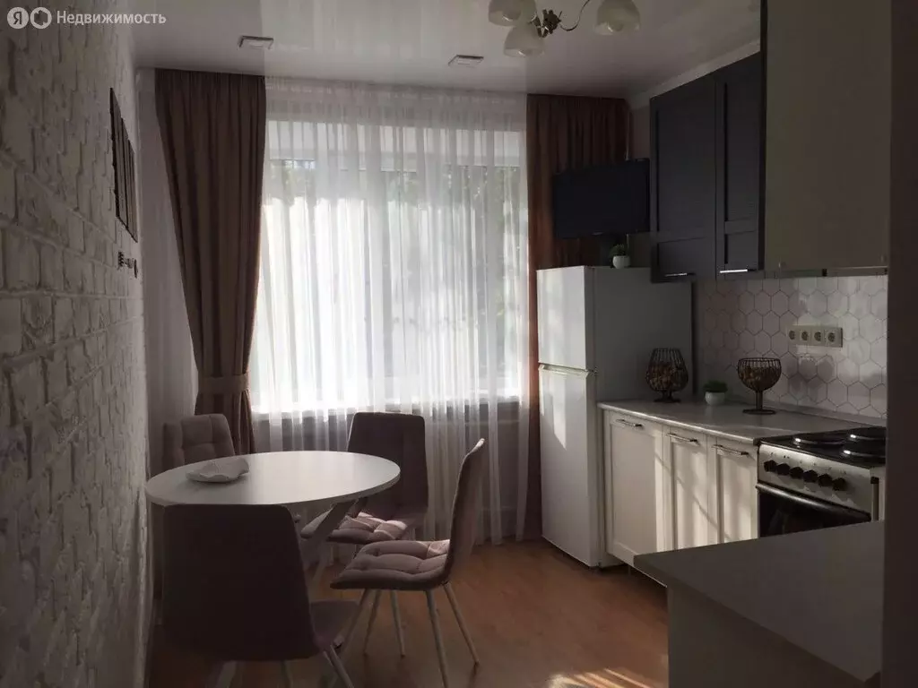 1-комнатная квартира: Ейск, Пионерская улица, 8 (33.9 м) - Фото 0