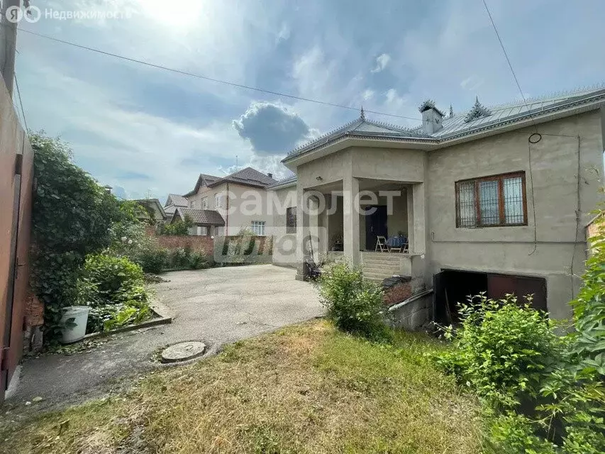 Дом в Нальчик, улица Братьев Беровых, 9 (342 м) - Фото 1