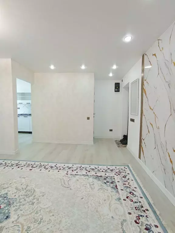 Продаётся 2-к квартира, 42 м - Фото 0
