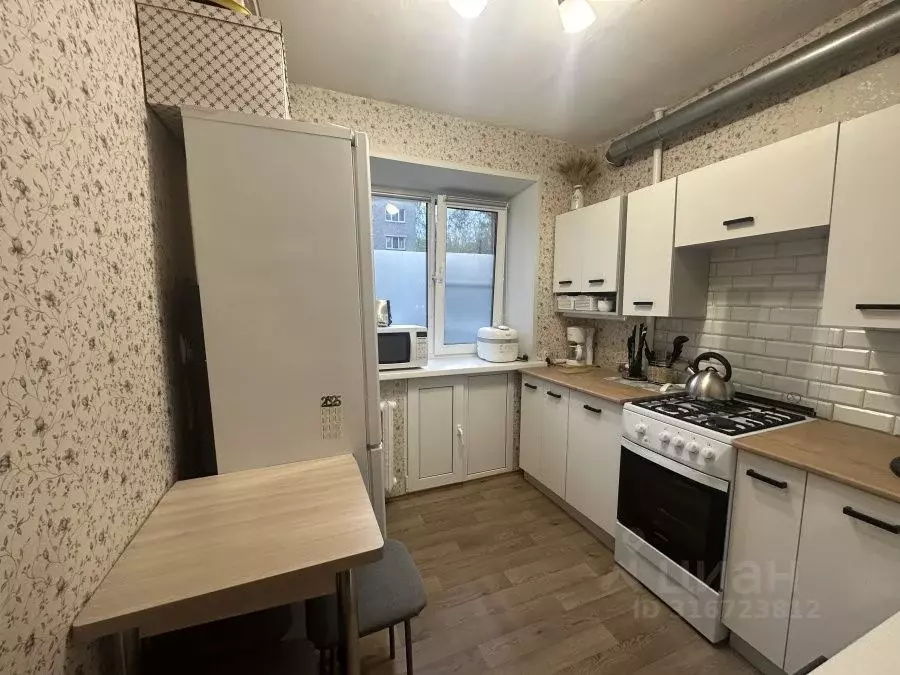 2-к кв. Московская область, Королев Кооперативная ул., 8 (42.8 м) - Фото 1