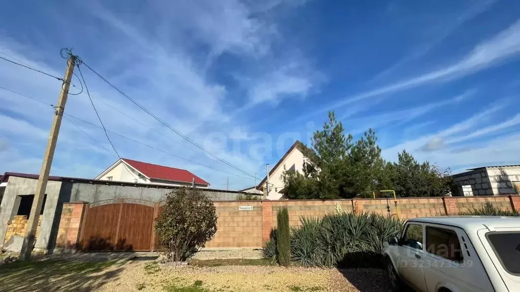 Дом в Крым, Черноморский район, с. Новосельское ул. Пионерская, 59 ... - Фото 1