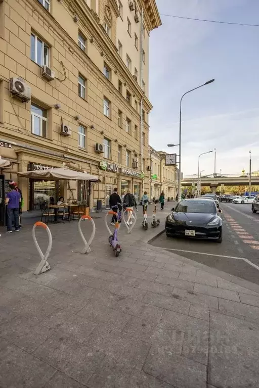 Комната Москва Цветной бул., 25С1 (21.3 м) - Фото 0