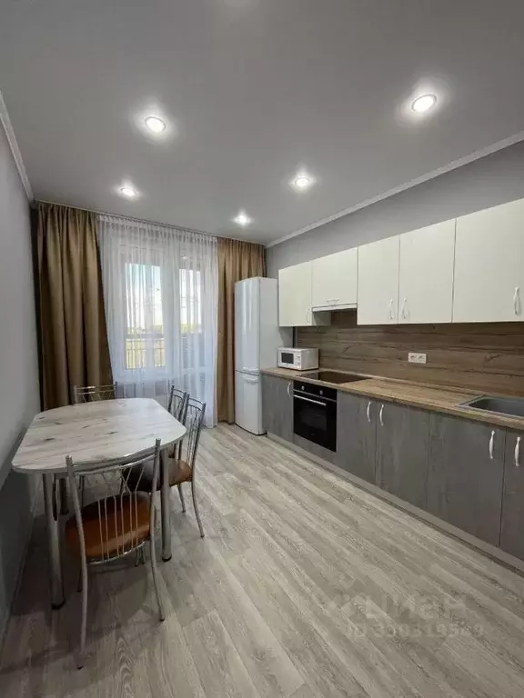 1-к кв. Татарстан, Казань ул. Родины, 26А (39.0 м) - Фото 2
