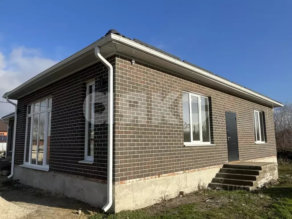 Дом в Краснодарский край, Армавир Нефтяник СНТ, ул. Абрикосовая (100 ... - Фото 1