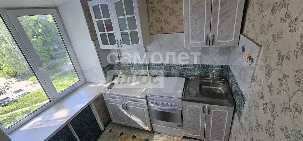 3-к. квартира, 52 м, 5/5 эт. - Фото 1