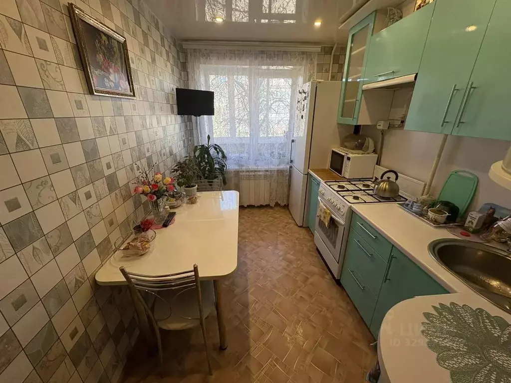 2-к кв. Кировская область, Киров Радужный мкр, ул. Заводская, 6 (49.7 ... - Фото 2