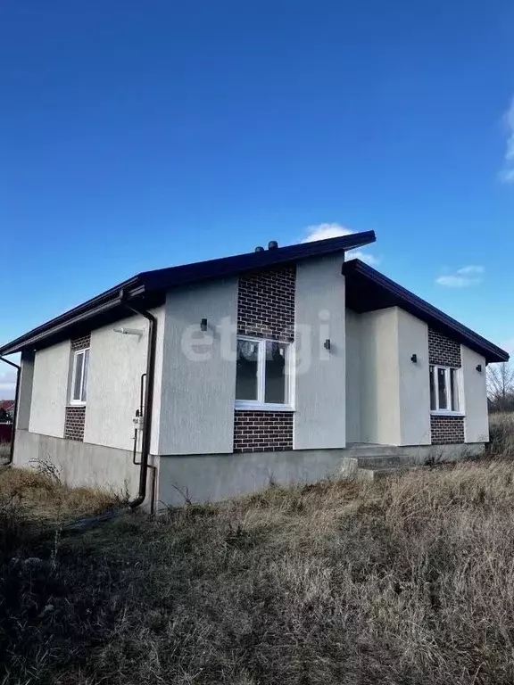 Дом в Белгородская область, Белгородский район, Никольское с/пос, с. ... - Фото 0