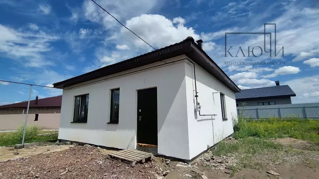 Дом в Челябинская область, Магнитогорск ул. Сергея Пускепалиса (77 м) - Фото 1