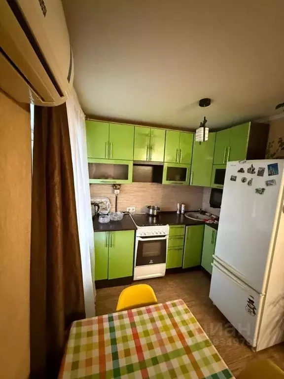2-к кв. Омская область, Омск просп. Карла Маркса, 89 (44.0 м) - Фото 0
