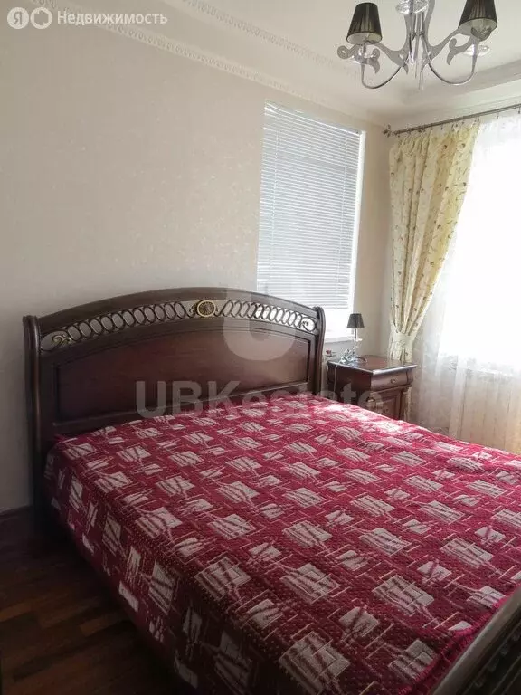 3-комнатная квартира: Алушта, Платановая улица, 1 (93.5 м) - Фото 2