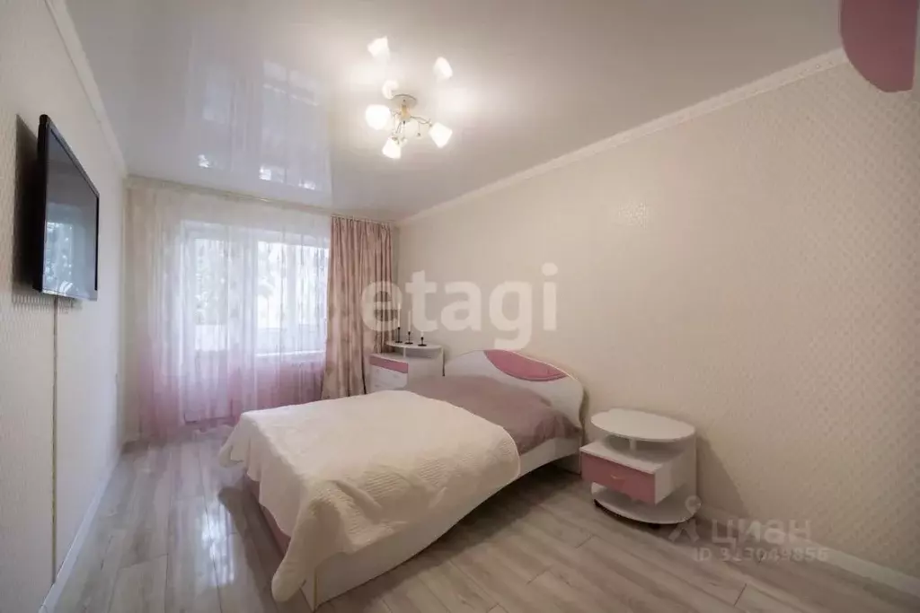 2-к кв. Калининградская область, Калининград Звездная ул., 11 (48.0 м) - Фото 1