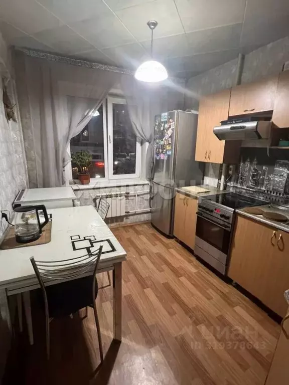 2-к кв. Хакасия, Абакан ул. Кирова, 250 (48.8 м) - Фото 1