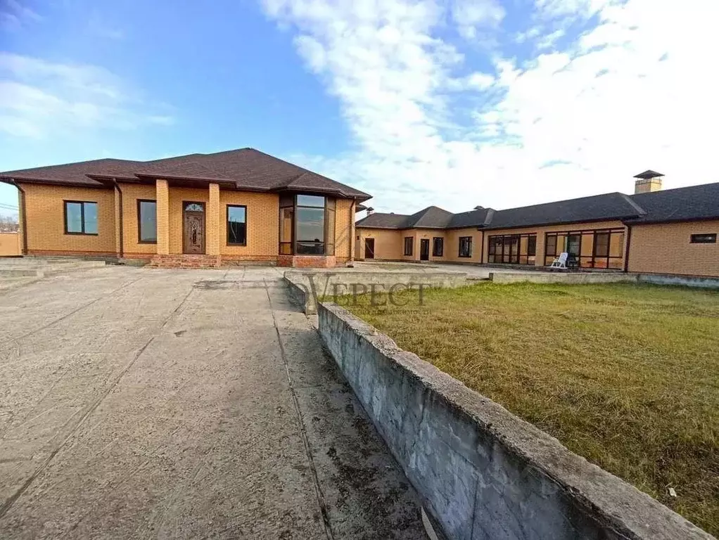 Коттедж в Белгородская область, Старый Оскол ул. Ленина (178 м) - Фото 1