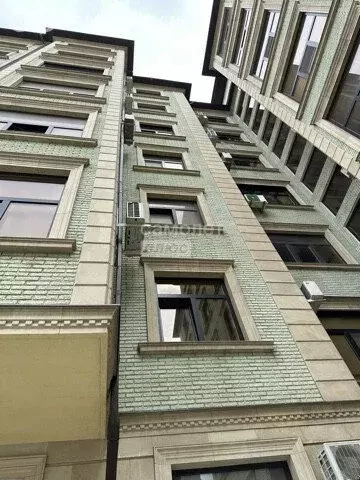 5-комнатная квартира: Махачкала, улица Циолковского, 11к2 (450 м) - Фото 1