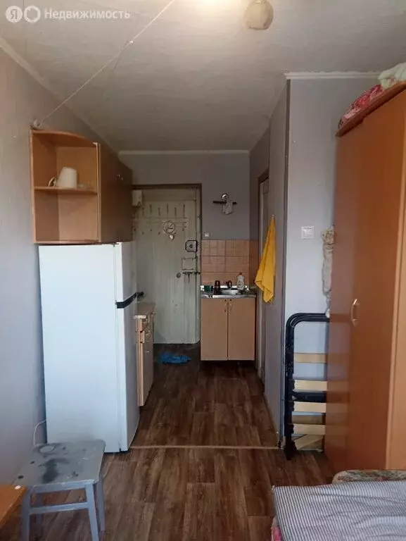 Квартира-студия: Красноярск, улица Королёва, 10 (14 м) - Фото 0