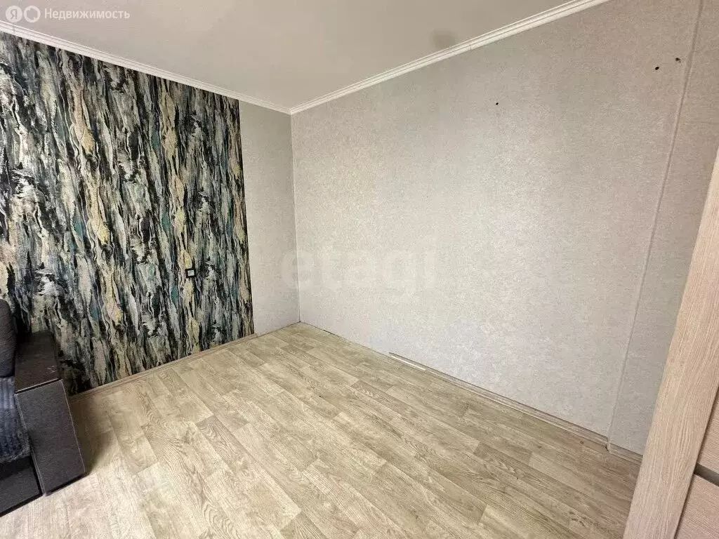 2-комнатная квартира: Ижевск, улица 10 лет Октября, 19 (32 м) - Фото 1