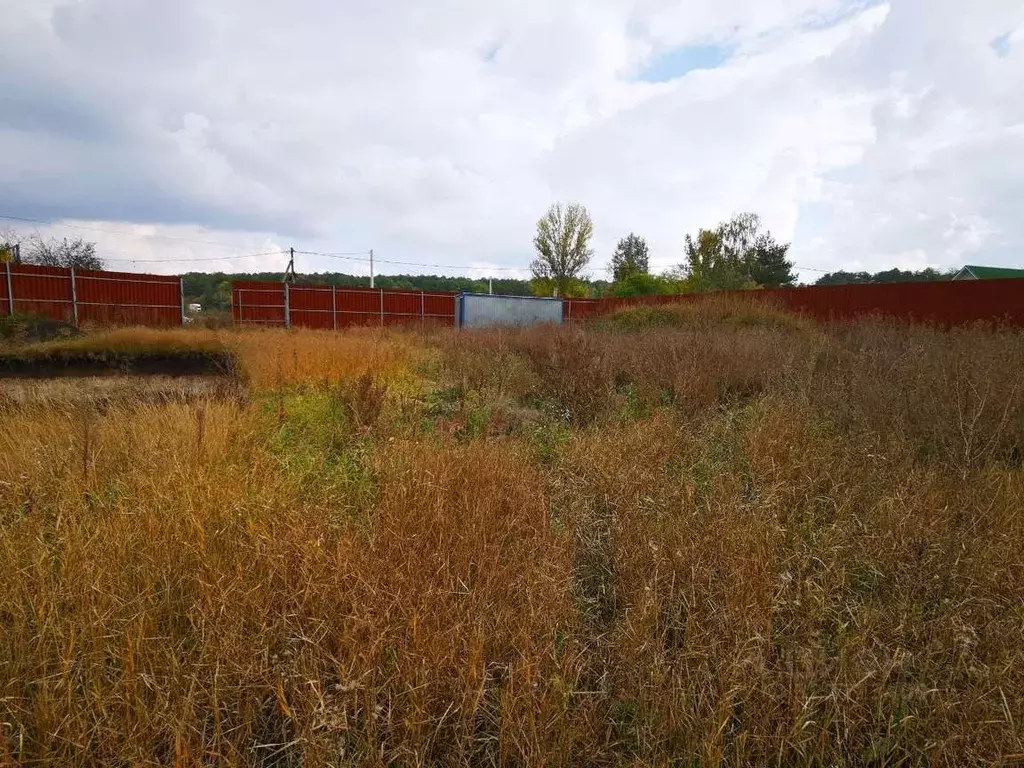 Участок в Белгородская область, Старооскольский городской округ, с. ... - Фото 1