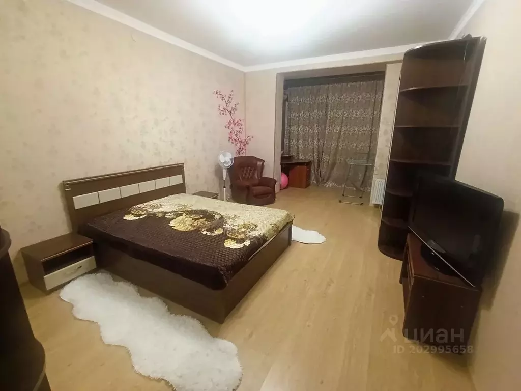 1-к кв. Севастополь просп. Победы, 2б (55.0 м) - Фото 2