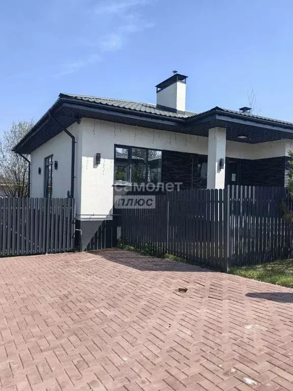 Дом в Московская область, Балашиха городской округ, д. Фенино пер. ... - Фото 1