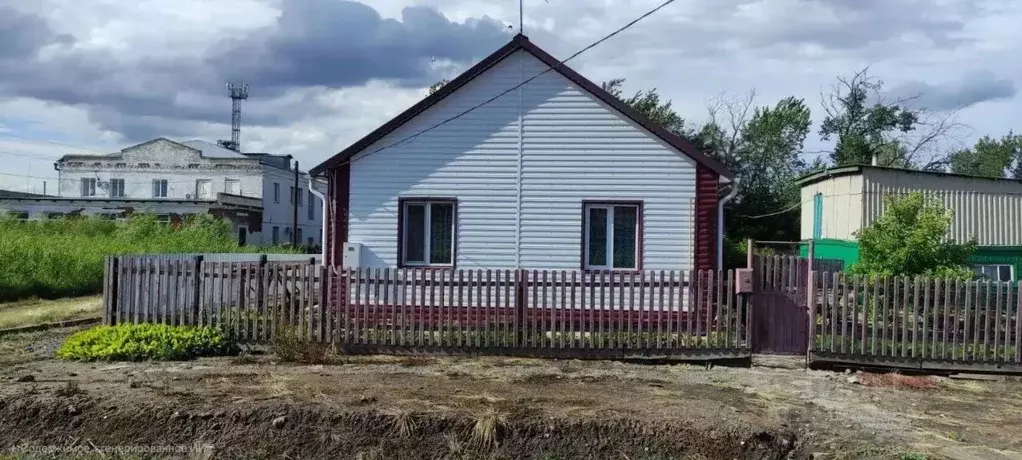 Дом в Омская область, Исилькуль ул. 3-я Северная, 34 (72 м) - Фото 1