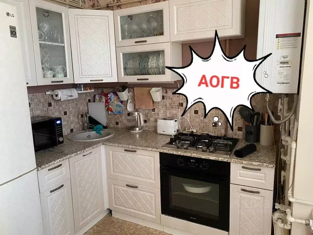 2-к кв. Тульская область, Узловая ул. Горького, 35 (57.1 м) - Фото 1