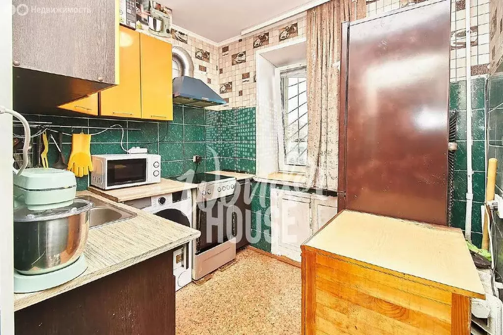 2-комнатная квартира: Тюмень, улица Республики, 189 (43 м) - Фото 1