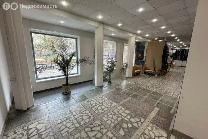 Торговая площадь (70 м) - Фото 2