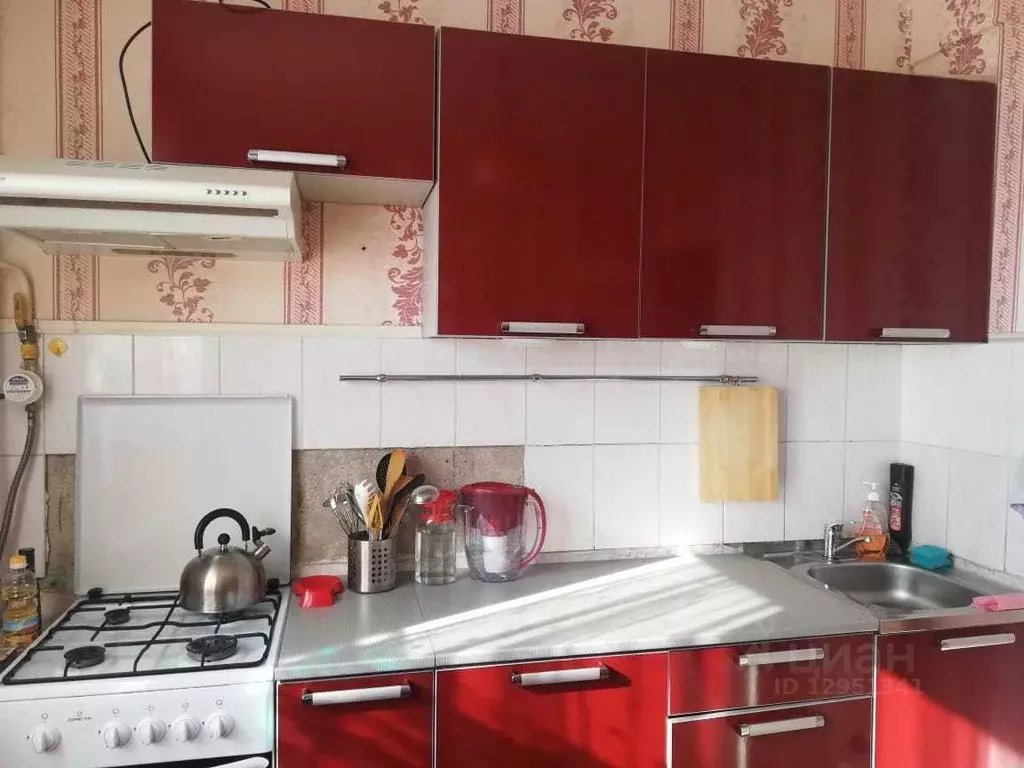 квартиры великом новгороде снять на длительный срок. великий новгород нехинская 36 планировка квартир. великий новгород квартира 2000х. купить квартиру в великом новгороде. однокомнатная квартира в тюмени.