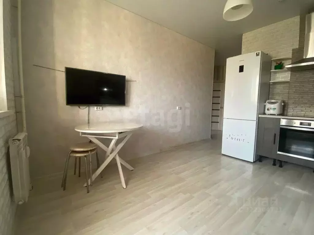 1-к кв. Оренбургская область, Оренбург Нижний проезд, 3/2 (40.7 м) - Фото 1