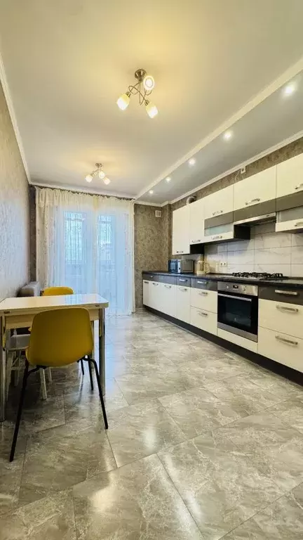 1-к кв. Калининградская область, Калининград Озерная ул., 41А (47.0 м) - Фото 1