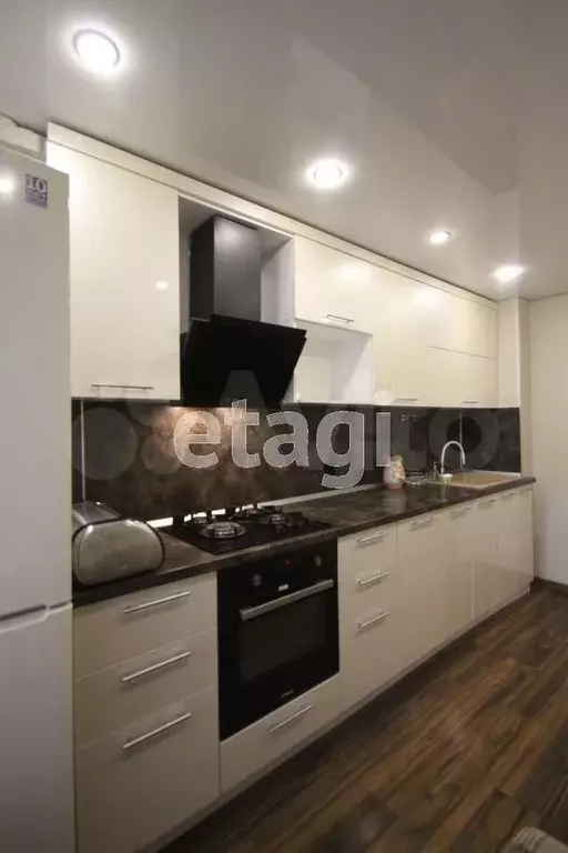 1-к. квартира, 38 м, 4/9 эт. - Фото 0