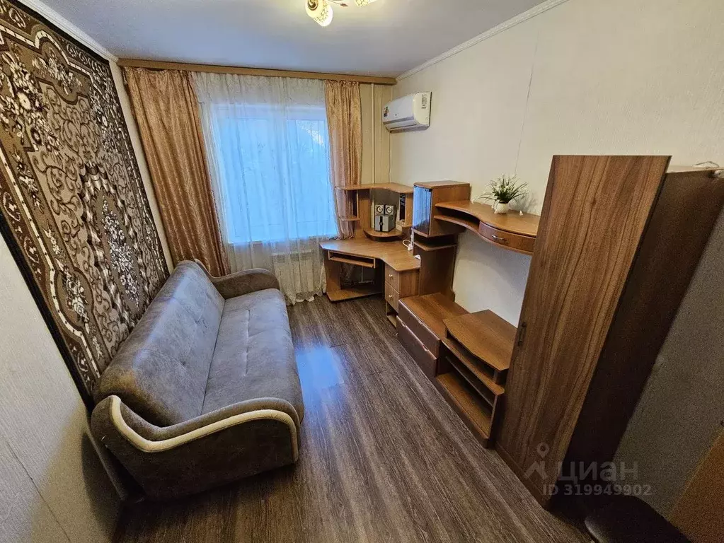 3-к кв. Приморский край, Владивосток Тобольская ул., 12 (64.0 м) - Фото 1