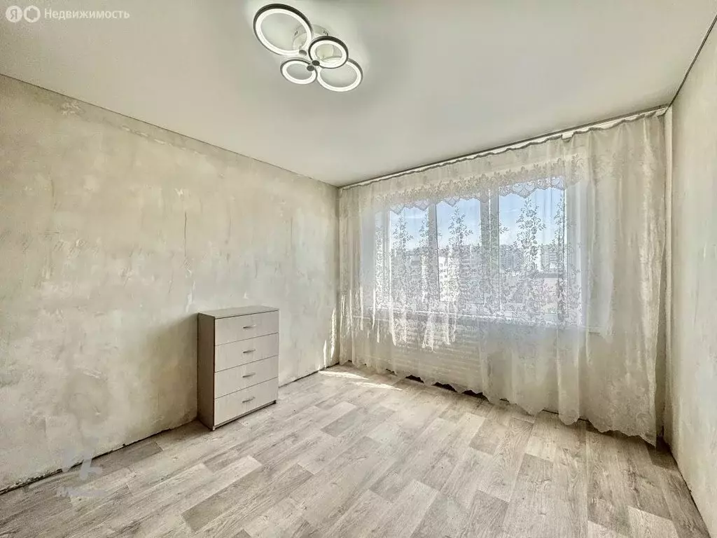 3-комнатная квартира: Барнаул, улица Крупской, 99к1 (66.6 м) - Фото 1
