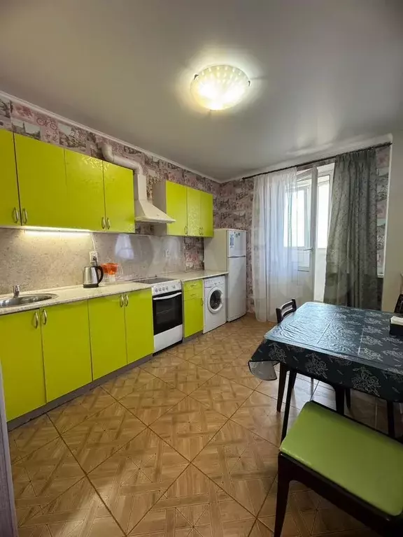 1-к. квартира, 40 м, 10/17 эт. - Фото 1