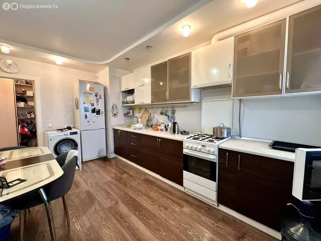 3-комнатная квартира: Аксай, улица Коминтерна, 143 (76.7 м) - Фото 1