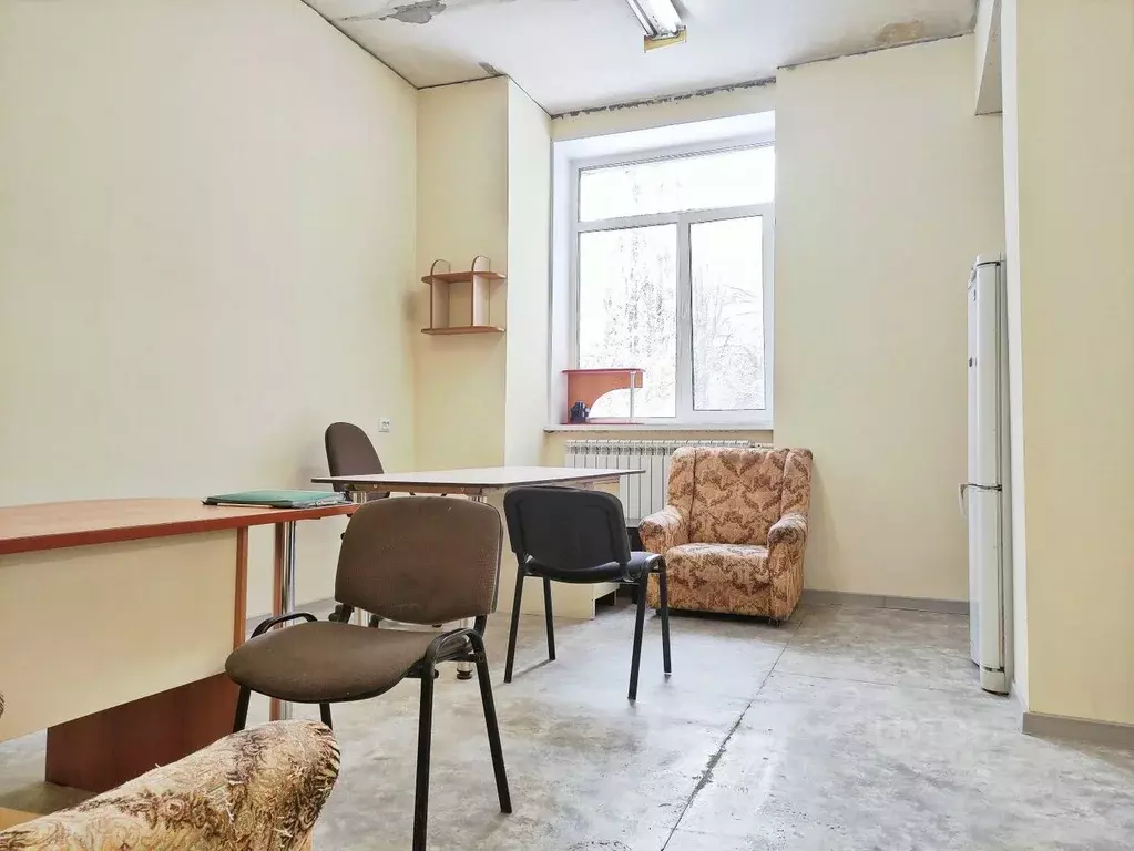 Офис в Саратовская область, Саратов ул. Имени Н.Г. Чернышевского, 88 ... - Фото 0