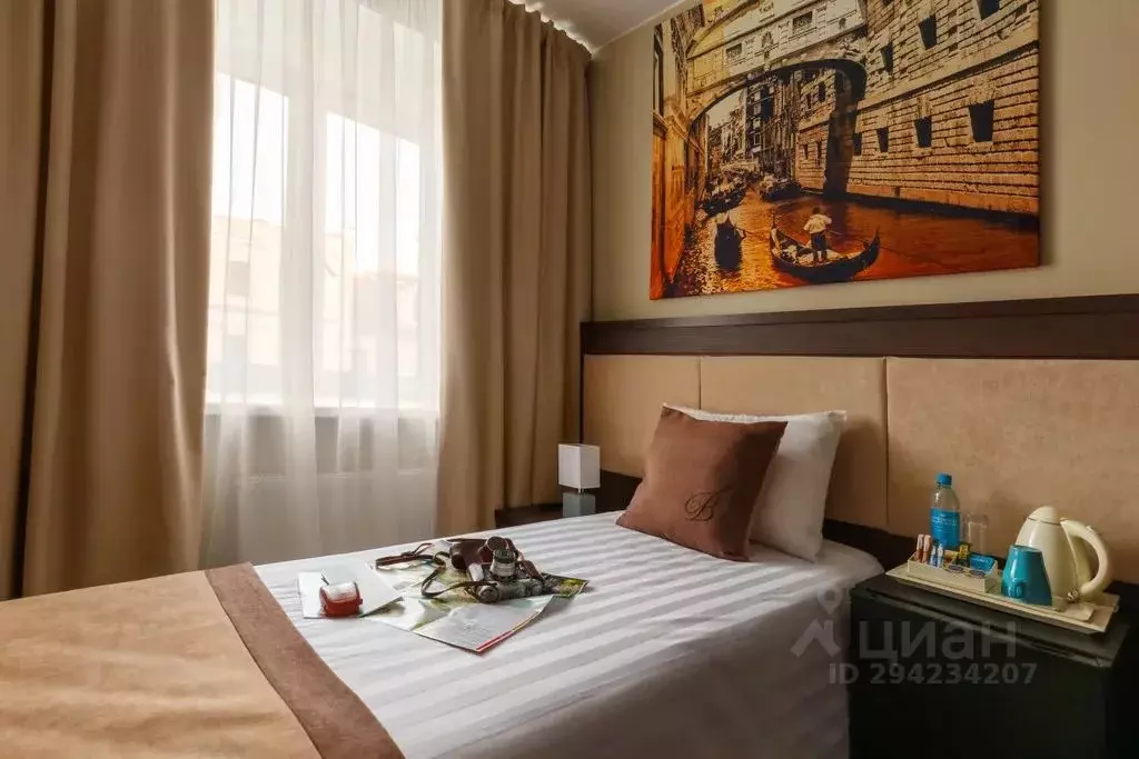 Комната Санкт-Петербург Синопская наб., 66 - Фото 1